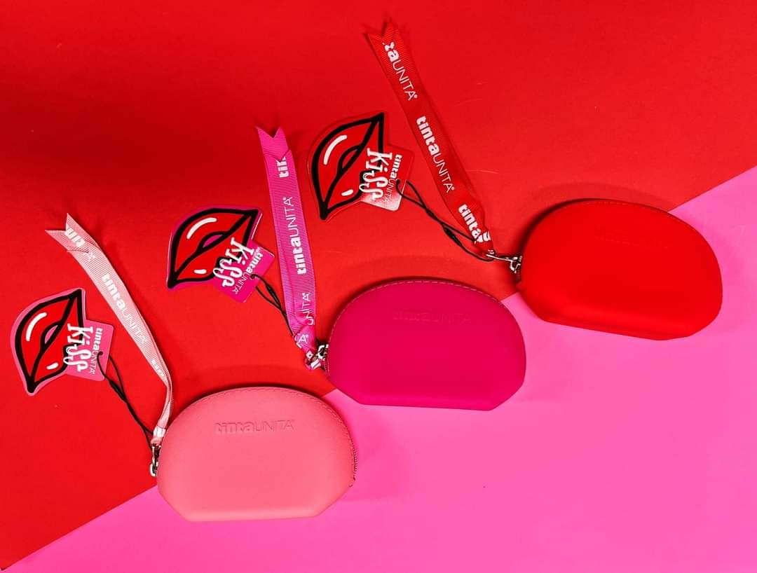 Pochette in silicone TINTA UNITA Kiss