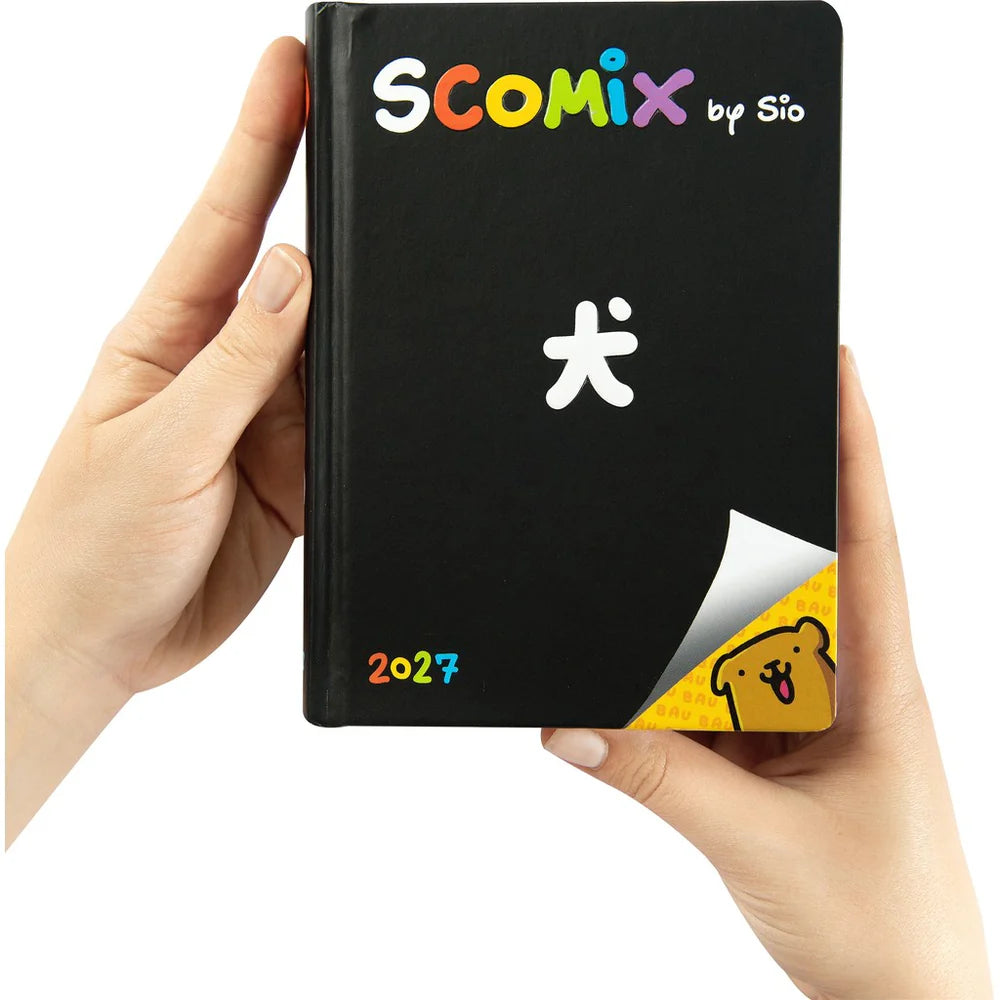 Diario 16 Mesi 2026/27 - COMIX Scottecs by Sio - Giornaliero Nero